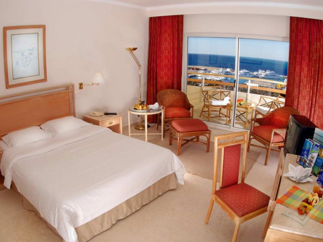 Отель Hilton Hurghada Plaza 5*