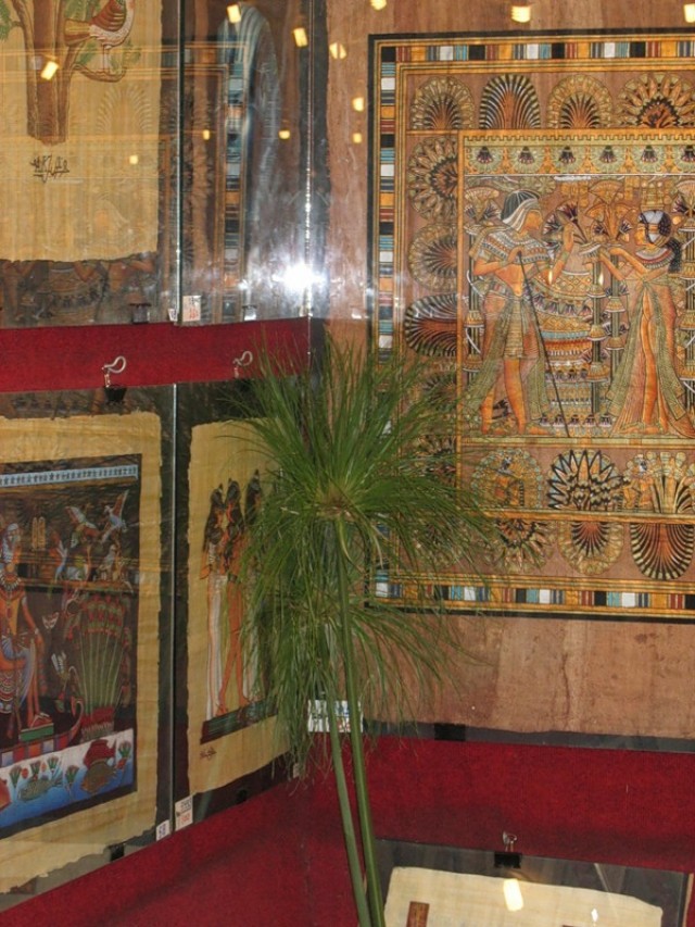 музеи папируса в Луксоре