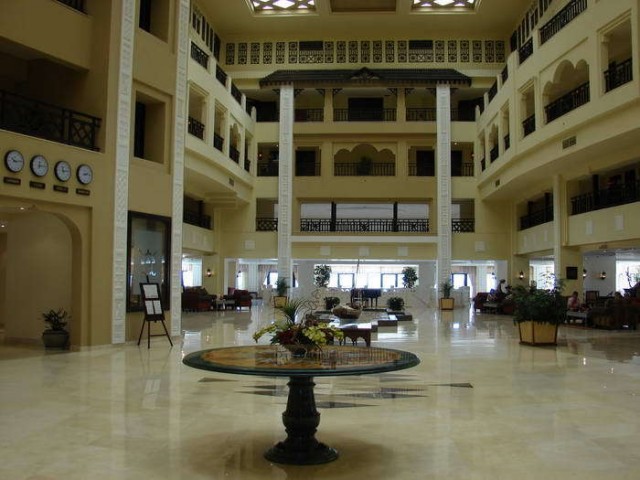 Отель Steigenberger Al Dau Beach