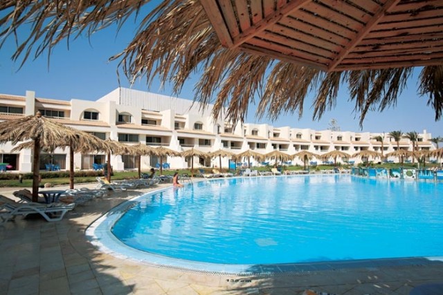 Отель Hilton Hurghada Long Beach Resort 4* 