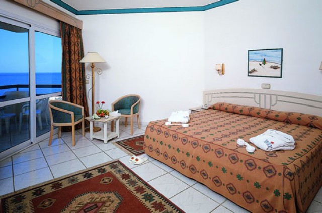 Отель Dreams Vacation Beach Resort 5*