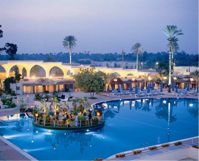 Отель Pyramids Park Resort 5*