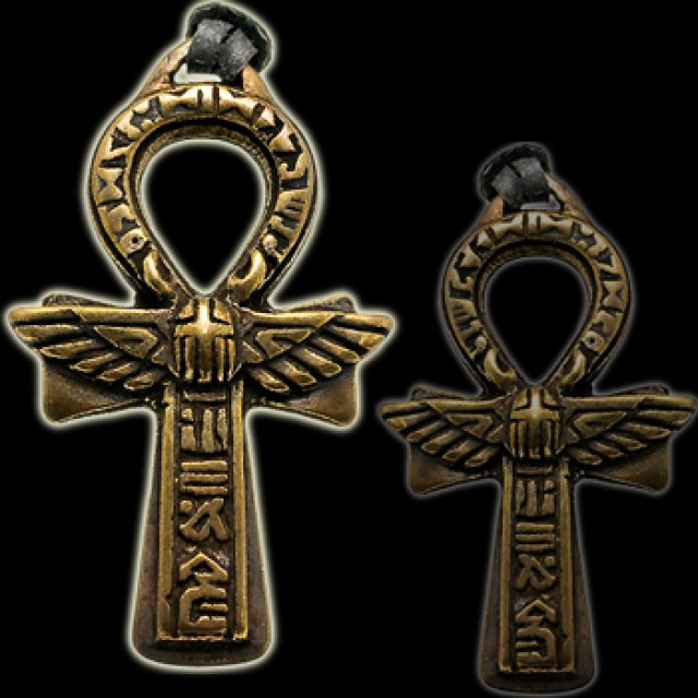 Египетский крест Анкх: значение амулета, как носить и активировать