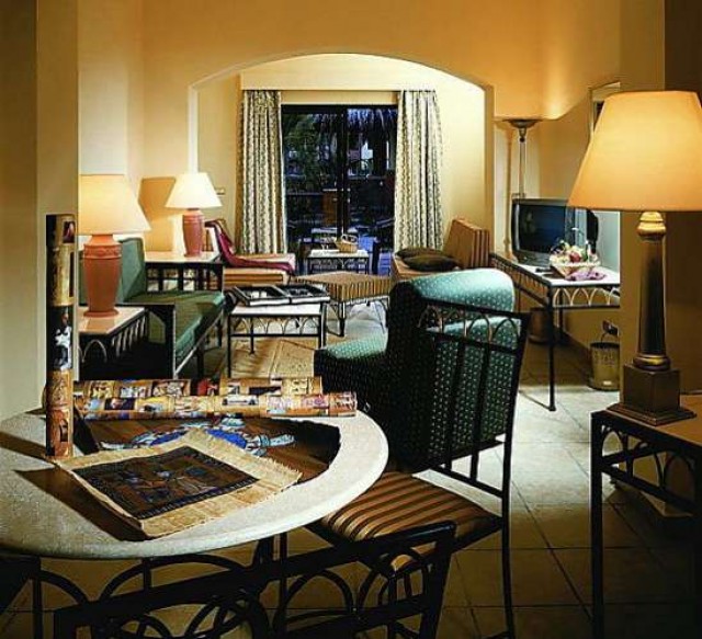 Отель Iberotel Makadi Saraya Suites Resort 5*